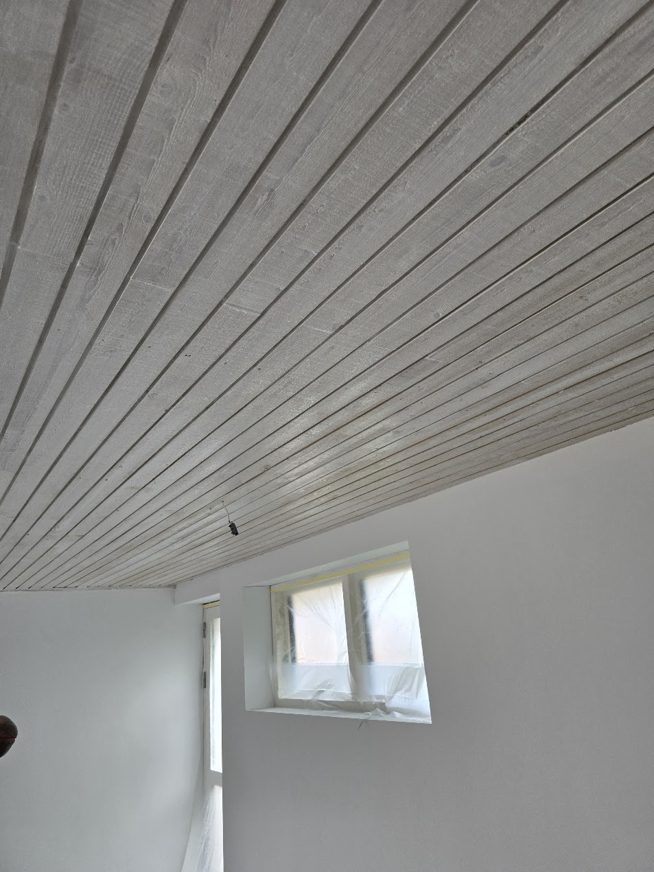 Sprøjtemalet træloft reference 5